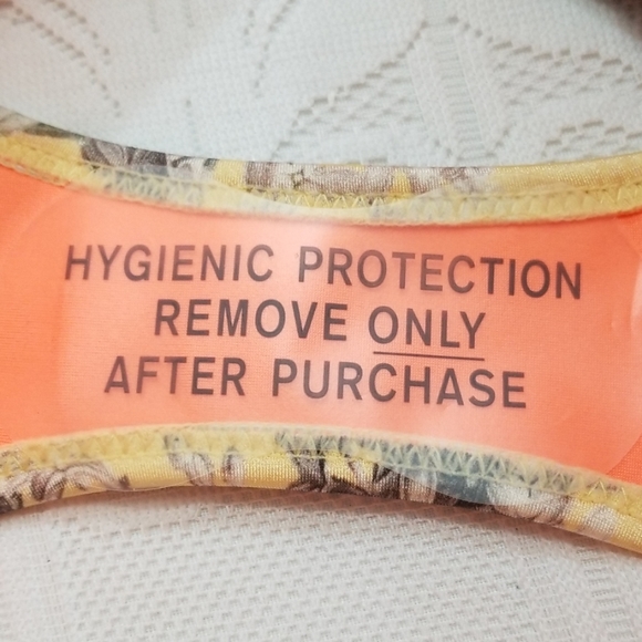 57B Triangl light yellow floral bottoms, various - Picture 5 of 5